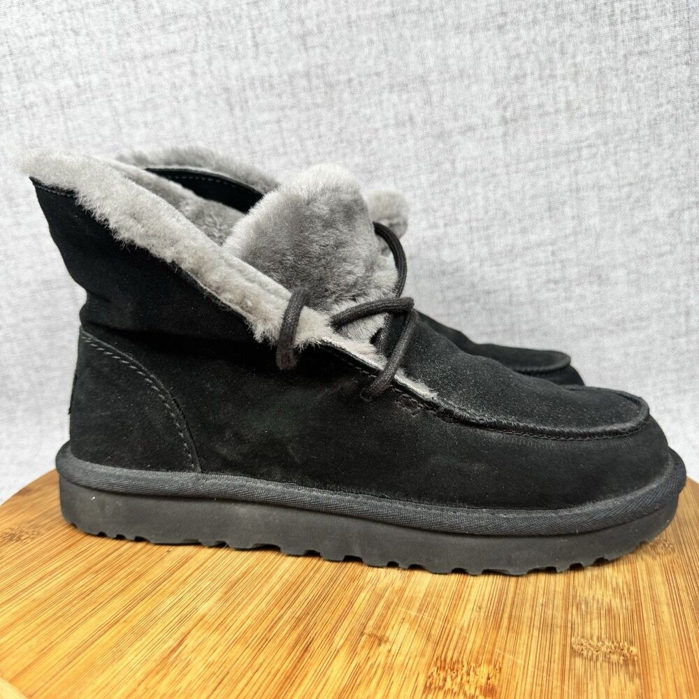UGG Boots Women's Size 8 Diara Suede Fleece Lined Insulated